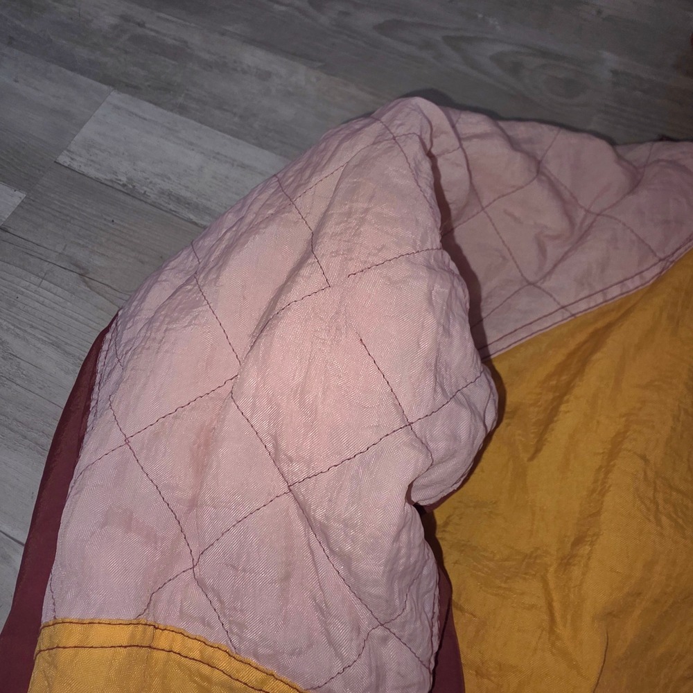 Vtg Starter Washington Redskins Hooded Puffer Jacket Burgundy Gold 90s XL - Picture 3 of 15